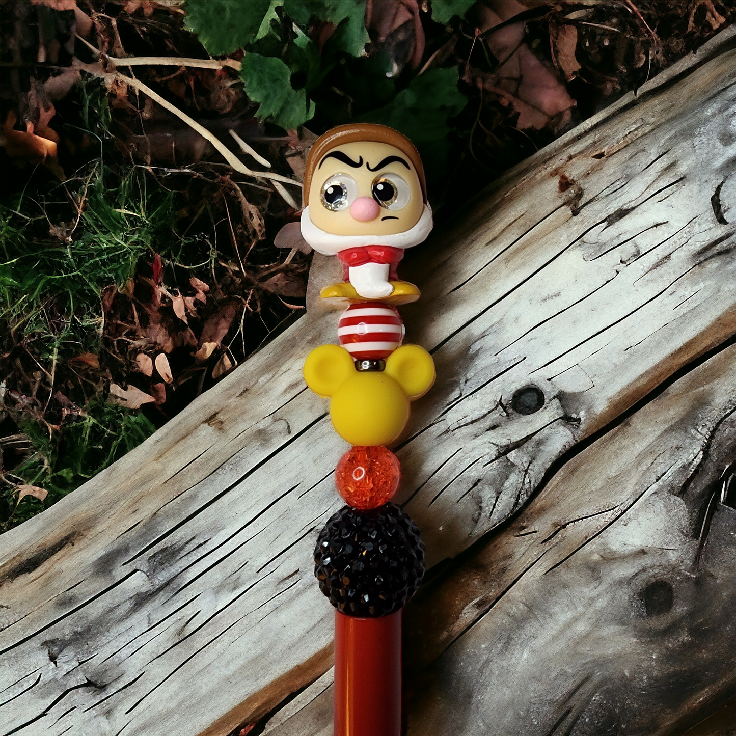 Snow White inspired Pen